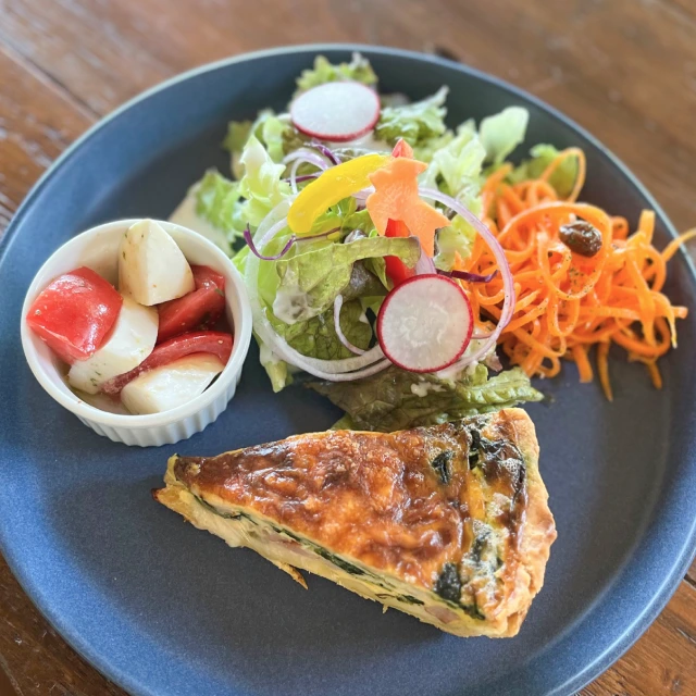 キッシュ＆デリプレート